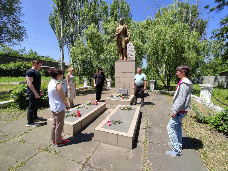 Митинг ко Дню памяти и скорби «Я камнем стал, но я живу…»