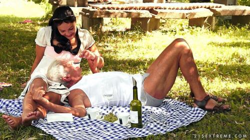 Of Picnics and Old Cocks - Dolly Diore (HD)
