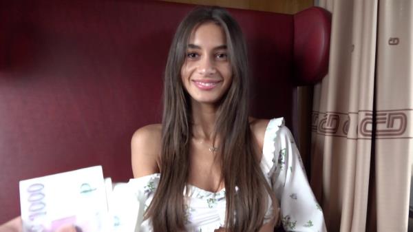 Vanessa Alessia - A Quickie On A Fast Train With An Unfaithful Beauty - E145 [FullHD 1080p]