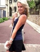 jacquieetmicheltv – Naomie, 30ans, sportive et coquine émérite !