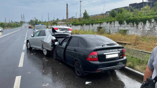 Шесть человек получили травмы в результате ДТП в Мариуполе