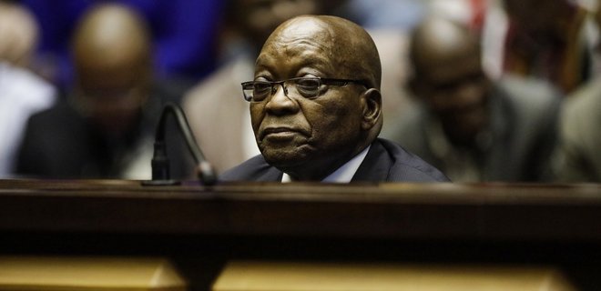 Экс-президенту ЮАР разрешили не возвращаться отбывать срок – тюрьмы переполнены