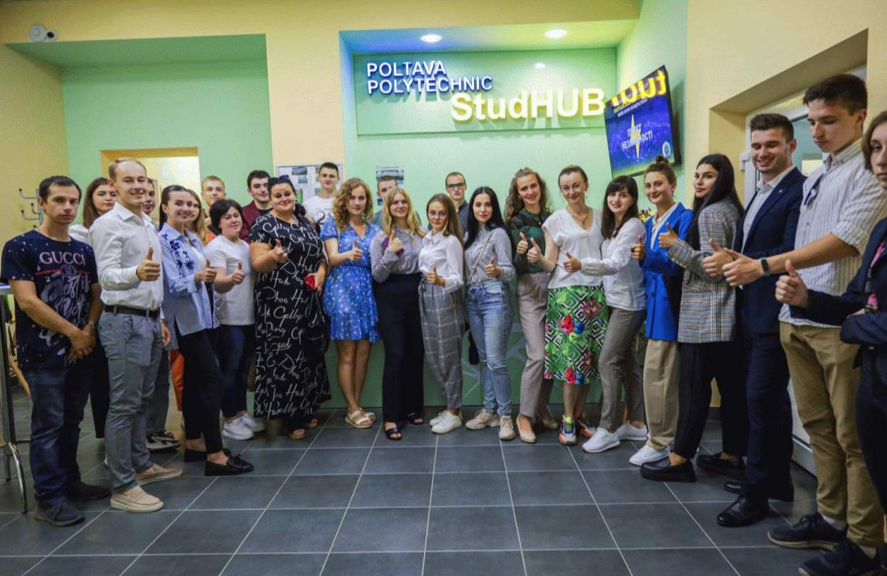Вісті з Полтави - До Міжнародного дня молоді у політехніці відбулась зустріч молодіжних лідерів Полтавщини
