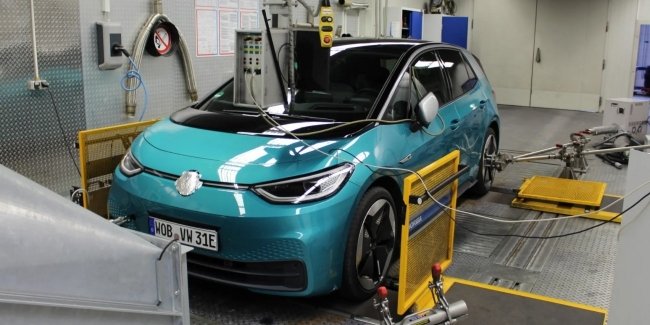 Фахівці німецького автоклубу ADAC перевірили запас ходу електромобілів в реальних умовах