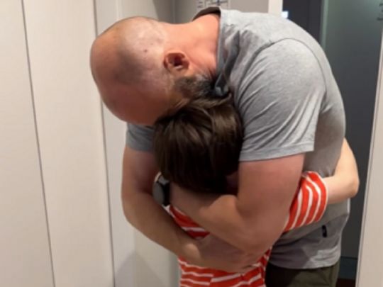 «Серце розривається на частини»: Маша Єфросиніна показала зворушливий момент зустрічі сина з батьком, що прийшов з фронту