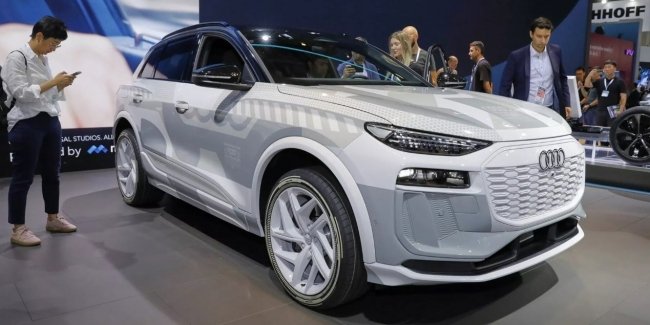 Новий Audi Q6 e-tron показали наживо на IAA в Мюнхені