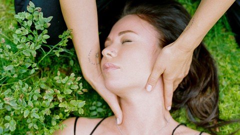 The Ultimate Indian Head Massage Course
