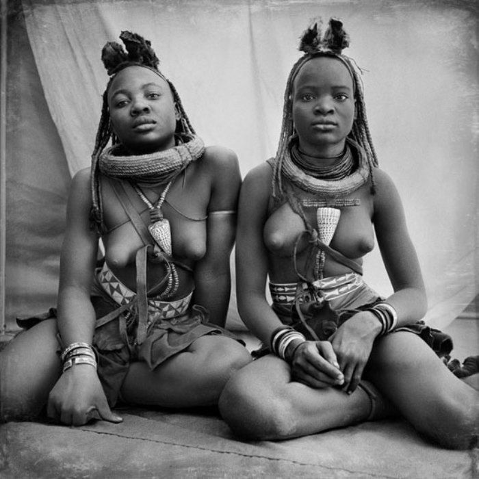 Afričko pleme Himba - Page 2 08156fa3a7d9e81a8abf6b5d976b860f