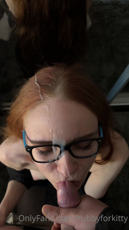 Onlyfans: KittyRias Aka Hubbyforkitty - Blowjob From Nerdy GF [UltraHD/2K 1920p]