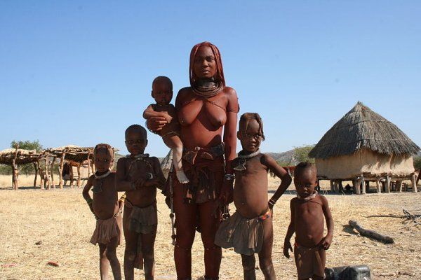 Afričko pleme Himba 035ec8bac70862d3a160513dd2091e5f