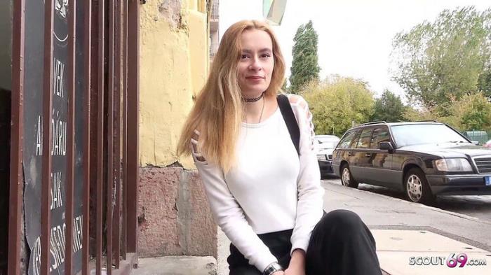 Tall Long Legs Ginger College Girl Fuck At Pickup Casting
