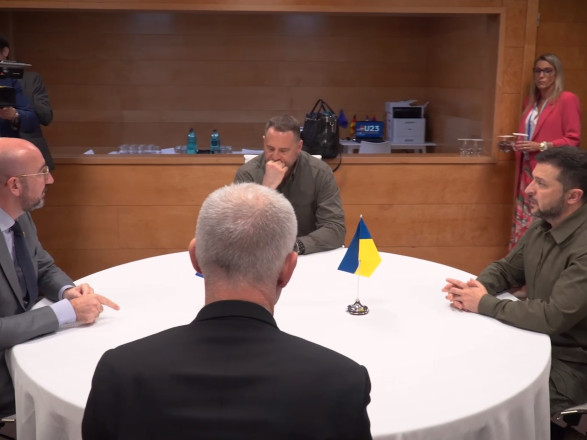 Зеленский рассказал председателю Евросовета о приоритетных оборонных потребностях Украины