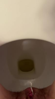 SarahWestChococlate13  Period toilet poo! HUGE MP4 / 4K 1920p (50.7 MB)