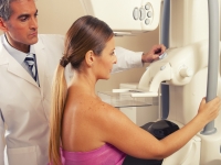 Чи можливо миновать безоплатно мамографію для жінок до 40 років?