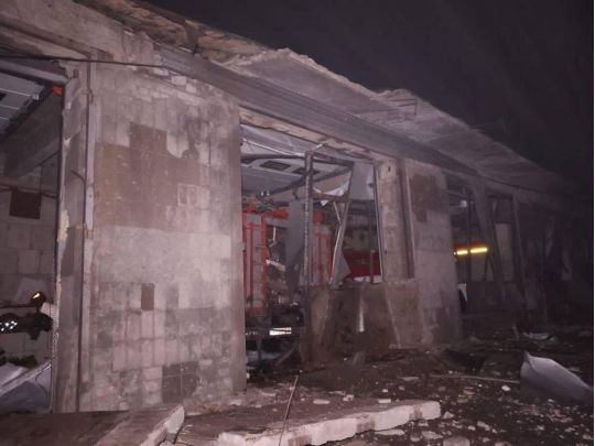 Кривавий «подарунок» окупантів: росіяни вдарили ракетами по пожежній частині в Ізюмі до ювілею