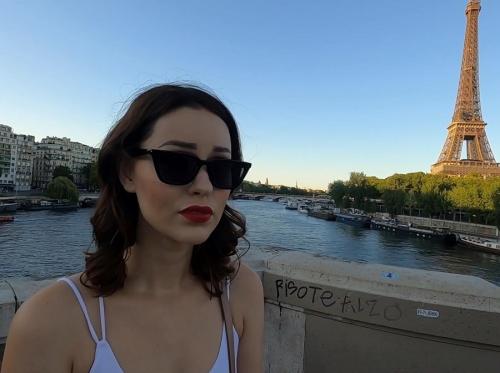 Russian Tourist Girl Fucked In Paris
