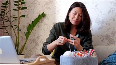 Crochet For Beginners: Make A Baby Gift  Set