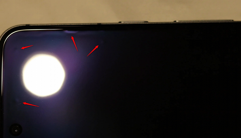 Пользователи Pixel 8 и 8 Pro, ноют на «выпуклости» и «рябь» под стеклом дисплея