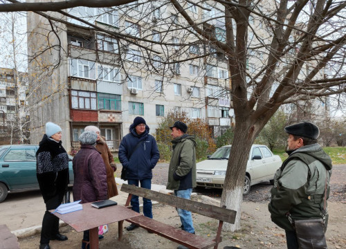 Сход граждан с начальником Управления МС и ГХ администрации города