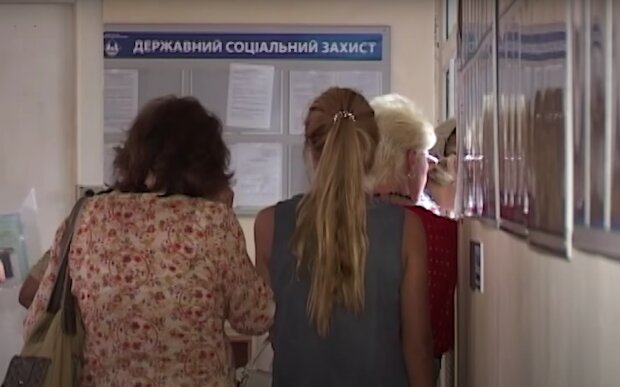 Без цього субсидію можуть не призначити: в ПФУ попередили працюючих українців