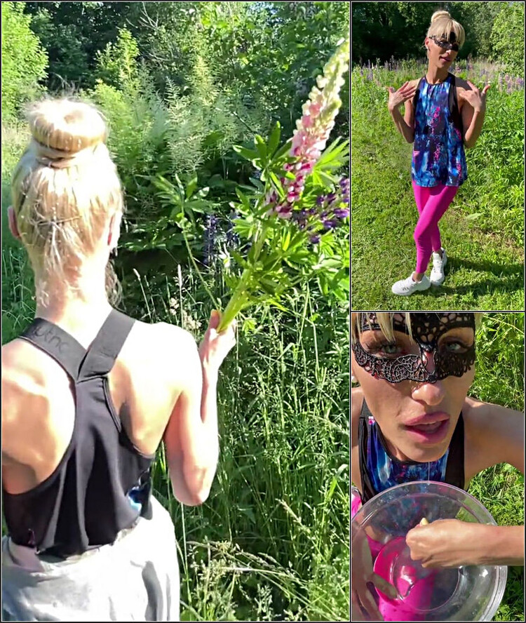 Saliva Bunny - I Want You To Pee In My Mouth - a Thirsty Jogger Performs a Blowjob In Public Park | Saliva Bunny (ModelsPorn) FullHD 1080p