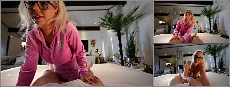 ModelsPorn: Amanda Breden - Stepmom Massage [HD 720p]
