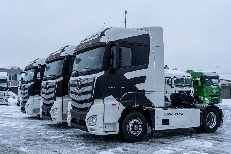 Главнейший конкурент КамАЗа К5 уже вышел на российские стези. Первые грузовики «Валдай 45» российской сборки переданы клиентам