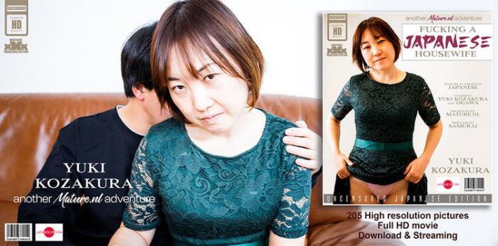 Ogawa (33), Yuki Kozakura (42): He loves fucking his naughty Japanese housewife neighbour Yuki Kozakura