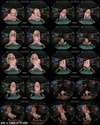 SLR Originals, SLR: Lexi Lore - Peace of Ass: Lexi Lore Anal Threesome (31164) [Oculus Rift, Vive | SideBySide] [2900p]