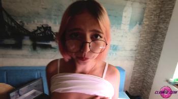 [ClemPie.com] Clem Pie (Cyberly Crush, Chloe) - StepSister Sucking and Riding on Dick [2020 г., All Sex, Big Tits, Creampie, Incest, Teen, Pink Hair, POV, Schoolgirl, Nerd, Nerdy, Glasses, Russian, 1080p, SiteRip]