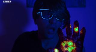   (2021)