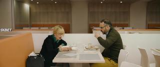 ˸  (2022)
