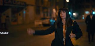 Из Красной Шапочки в Волчицу (2023)