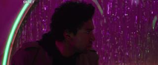 Неоновый сосуд (2022)