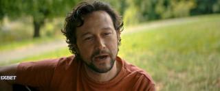 Флора и сын (2023)