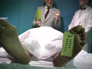   (2021)