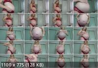 Onlyfans - Sammie Cee - Showing Off My Big Pregnant Belly (FullHD/1080p/392 MB)